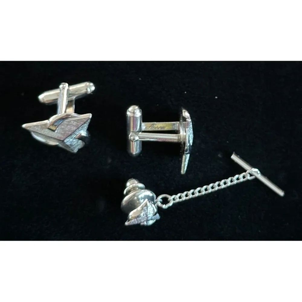 Anson Cufflinks & Tieclip Triangular Design Silver Tone Dress Suit Vintage